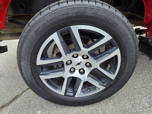 Used 2019 Chevrolet Silverado 1500 Custom Trail Boss w/ Custom Convenience Package image 33