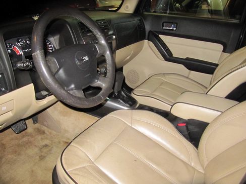 Used 2007 HUMMER H3 AWD/4WD image 15
