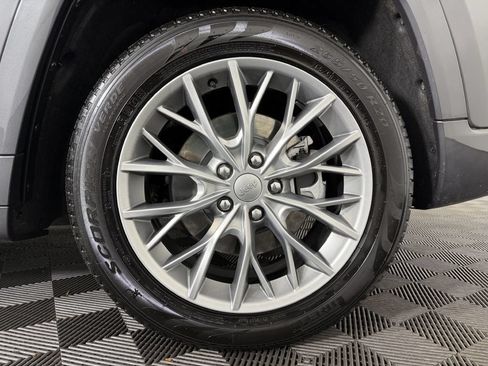 Used 2022 Jeep Grand Cherokee Summit w/ Advanced Protech Group IV AWD/4WD image 69