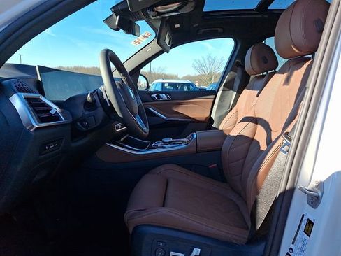 New 2026 BMW X5 xDrive40i w/ Premium Package image 10