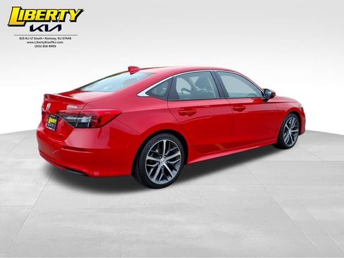 Used 2023 Honda Civic Touring image 6