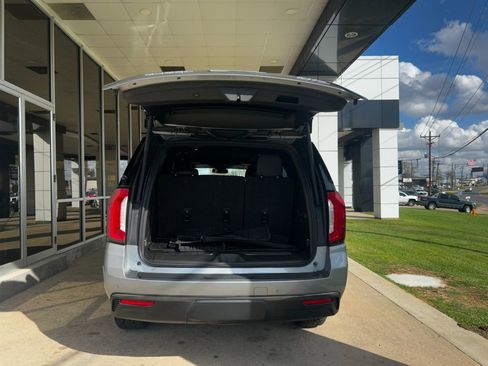 Used 2023 GMC Yukon AT4 w/ AT4 Premium Package image 19
