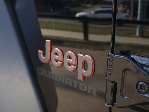 Used 2021 Jeep Gladiator Mojave image 30