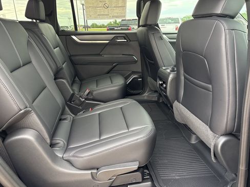 New 2026 GMC Acadia Elevation w/ Elevation Premium Package FWD image 22
