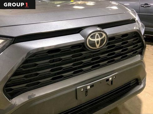 Used 2023 Toyota RAV4 XLE w/ Convenience Package image 30