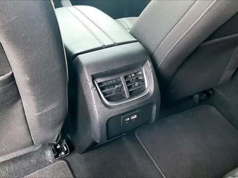 Used 2023 Chevrolet Blazer LT image 33