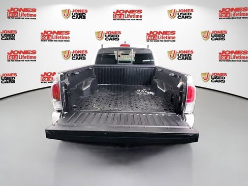 Certified 2020 Toyota Tacoma TRD Sport image 13