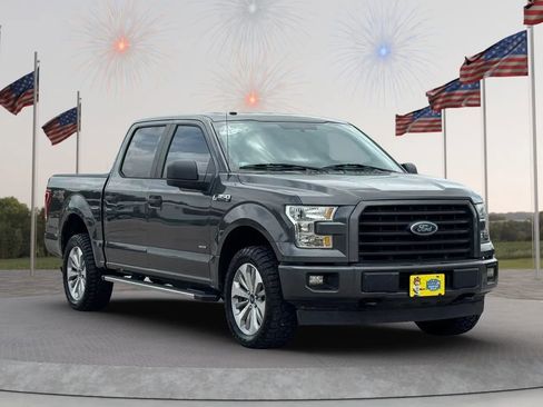 Used 2017 Ford F150 XL w/ Equipment Group 101A Mid image 3