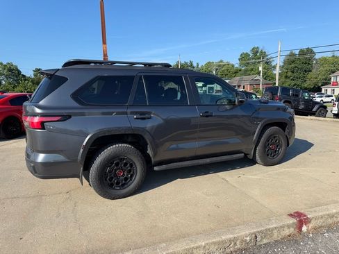 Used 2026 Toyota Sequoia TRD Pro AWD/4WD image 6