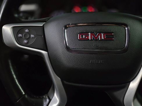 Used 2020 GMC Acadia SLE w/ Driver Convenience Package image 21