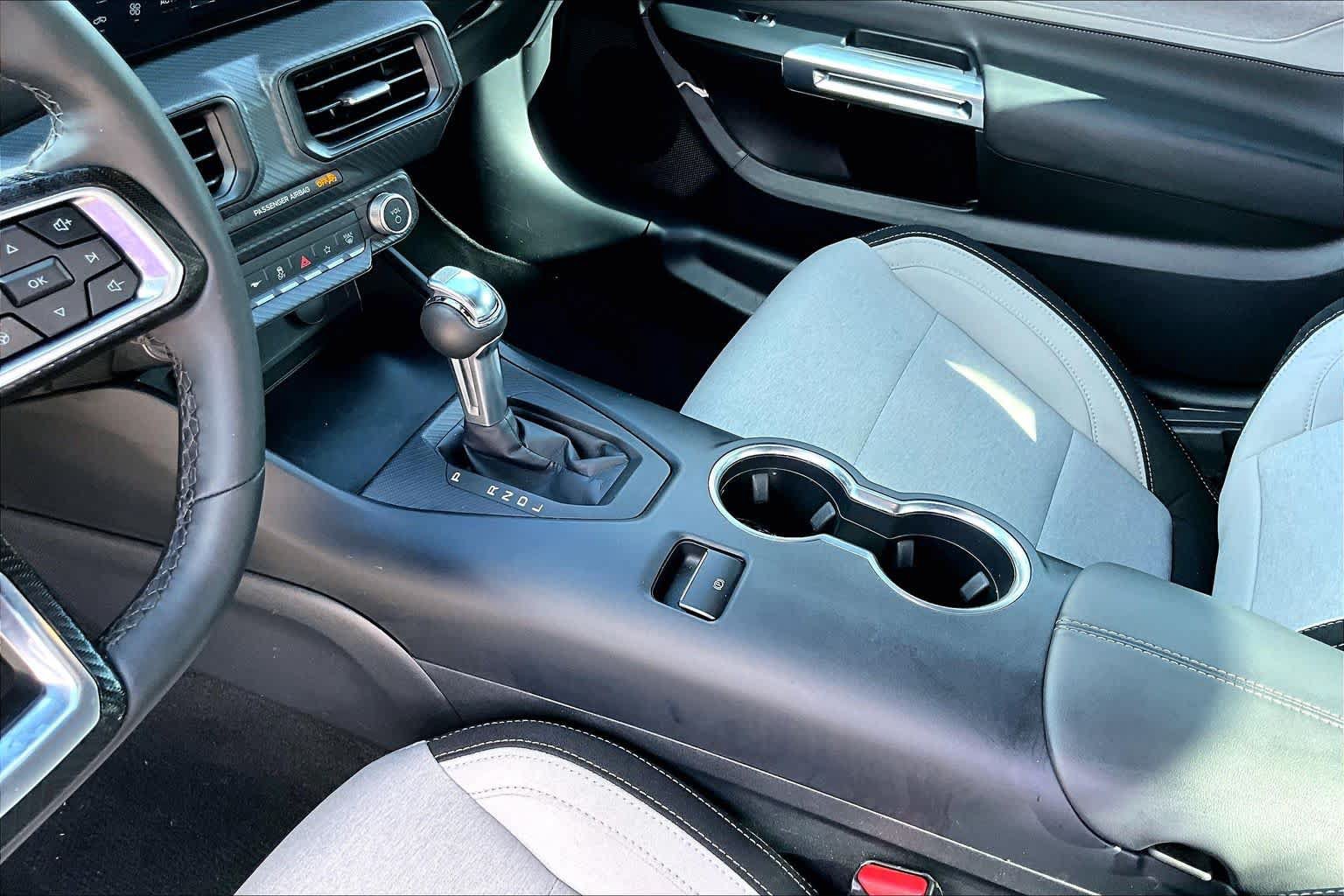 Used 2025 Ford Mustang Coupe RWD image 17