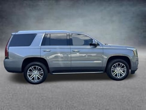 Used 2019 Cadillac Escalade 2WD image 4
