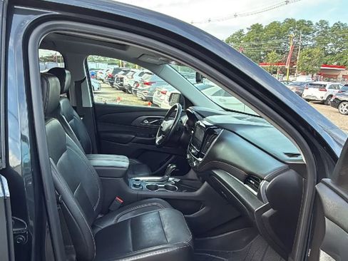 Used 2019 Chevrolet Traverse Premier image 14