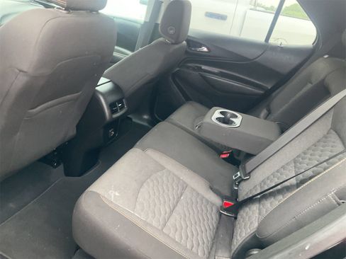 Used 2021 Chevrolet Equinox LT FWD image 11