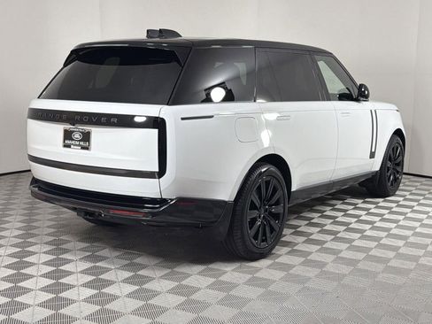 New 2026 Land Rover Range Rover Long Wheelbase SE image 5