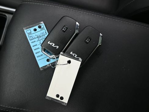 Used 2023 Kia Sorento SX image 20