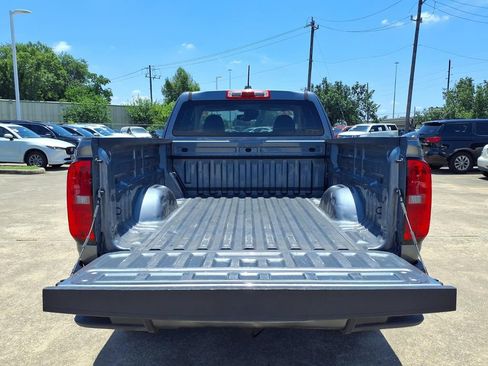 Used 2022 Chevrolet Colorado LT w/ Fleet Safety Package RWD image 9