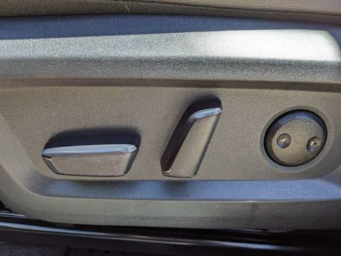Used 2023 Nissan Rogue SL w/ SL Premium Package FWD image 24