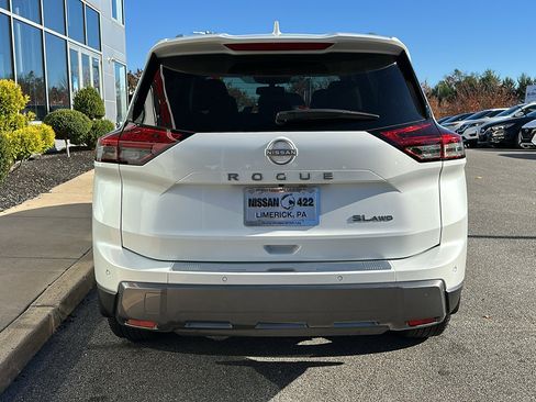 Certified 2024 Nissan Rogue SL image 5