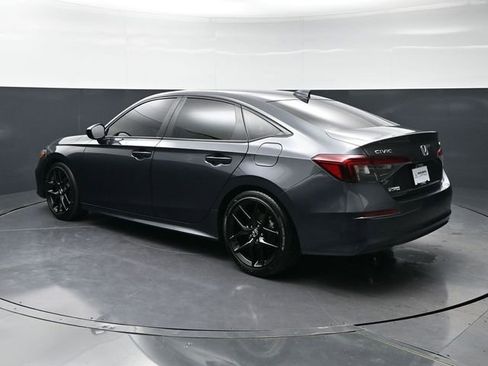 Used 2025 Honda Civic Sport image 7