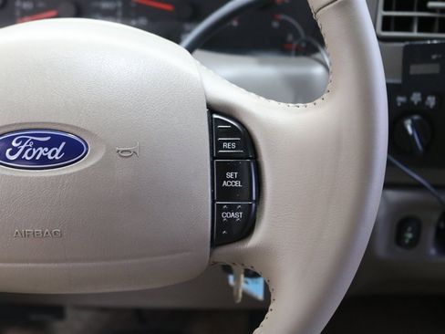 Used 2003 Ford F350 Lariat image 91