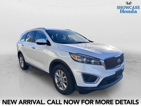 Used 2016 Kia Sorento LX FWD image 6