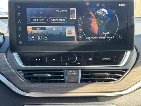 New 2025 Nissan Altima 2.5 SL image 8