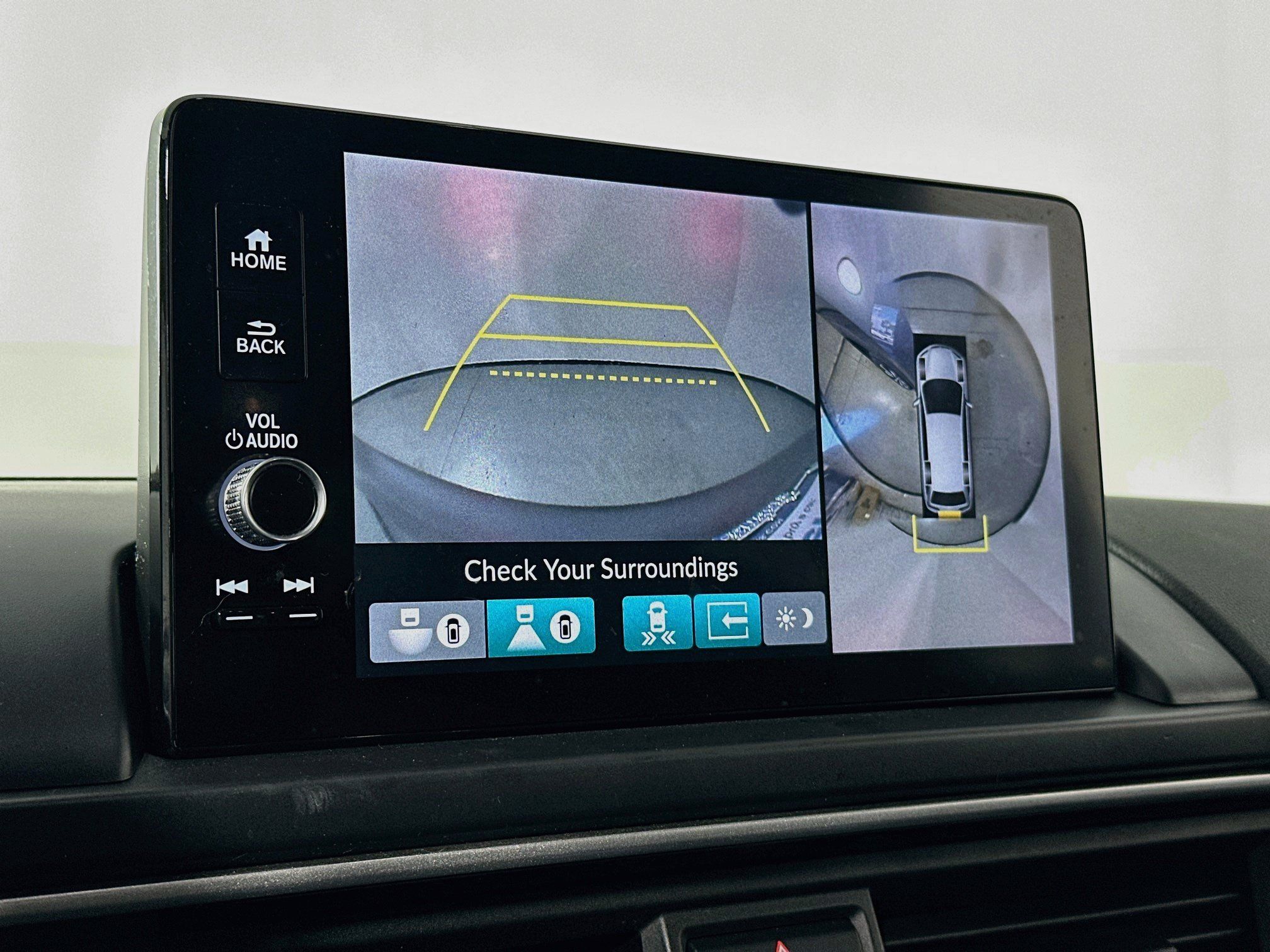 Used 2023 Honda Pilot Elite image 14