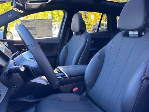 New 2026 Mercedes-Benz EQE 320 4MATIC SUV image 5