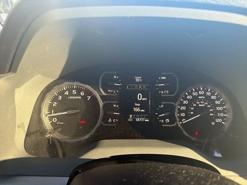 Used 2021 Toyota Tundra SR5 w/ SR5 Leather Package RWD image 3