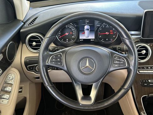 Used 2019 Mercedes-Benz GLC 300 GLC 300 image 16