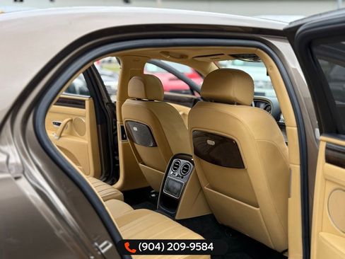 Used 2015 Bentley Flying Spur W12 image 43