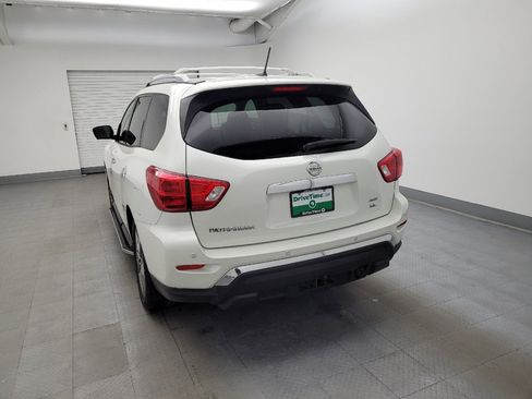 Used 2017 Nissan Pathfinder SL w/ SL Tech Package image 6