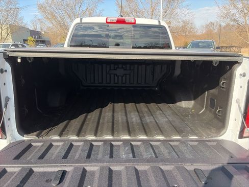 Used 2023 Chevrolet Colorado LT w/ LT Convenience Package II image 6