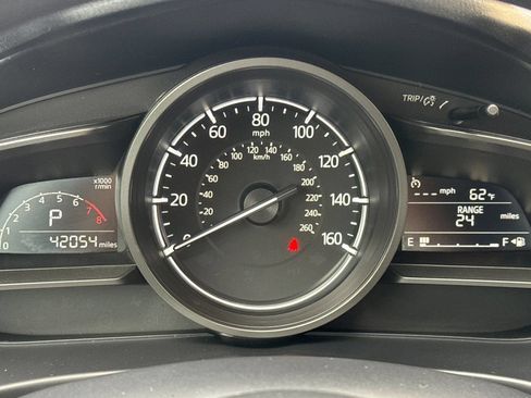 Used 2018 MAZDA MAZDA3 Sport FWD image 28