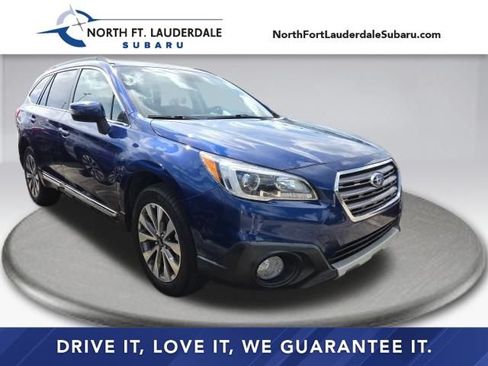 Used 2017 Subaru Outback 2.5i Touring AWD/4WD image 1