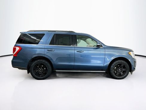 Used 2020 Ford Expedition XLT w/ Equipment Group 202A AWD/4WD image 10