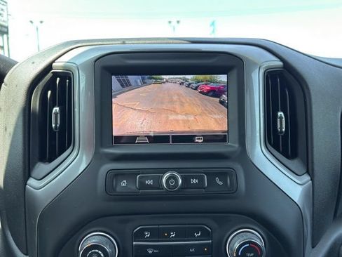Used 2022 Chevrolet Silverado 1500 Custom AWD/4WD image 41