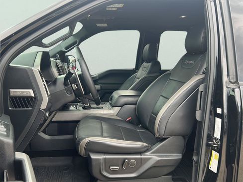 Used 2018 Ford F150 Raptor w/ Equipment Group 802A Luxury AWD/4WD image 7