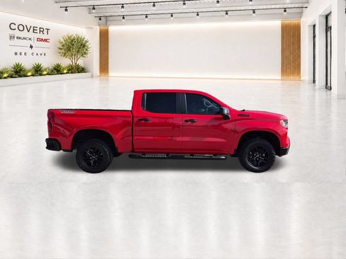 Used 2024 Chevrolet Silverado 1500 LT Trail Boss w/ Convenience Package II AWD/4WD image 16