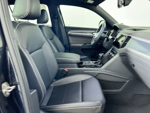 Used 2021 Volkswagen Atlas Cross Sport SEL FWD image 27