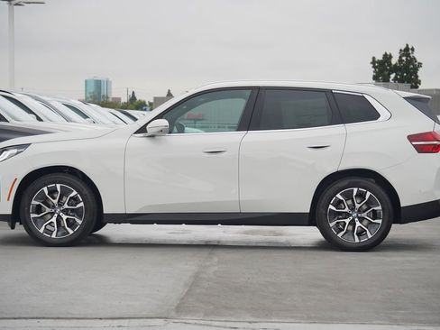 Used 2025 BMW X3 xDrive30i w/ Premium Package image 4