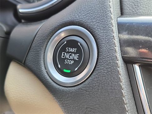 Certified 2022 Cadillac CT5 Luxury image 30