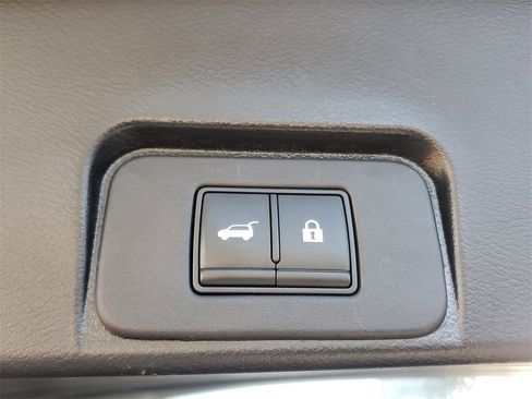 Certified 2021 Nissan Rogue SL image 10