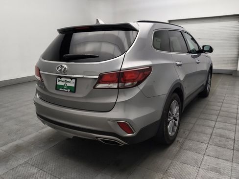 Used 2018 Hyundai Santa Fe SE FWD image 9