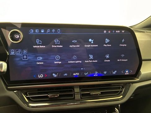 Certified 2024 Chevrolet Equinox EV RS AWD/4WD image 26