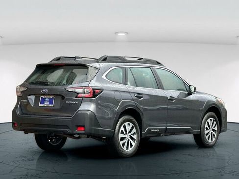 Certified 2025 Subaru Outback image 6