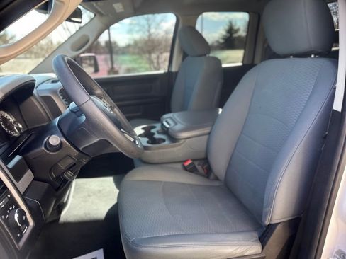 Used 2019 RAM 1500 Express w/ Express Value Package AWD/4WD image 14
