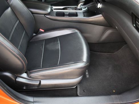 Used 2022 Nissan Sentra SR w/ SR Premium Package FWD image 29