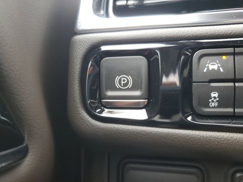 New 2026 GMC Yukon Elevation image 31